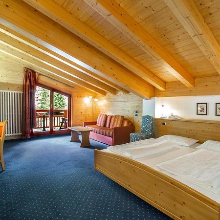 Hotel Salvan カンピテッロ・ディ・ファッサ エクステリア 写真