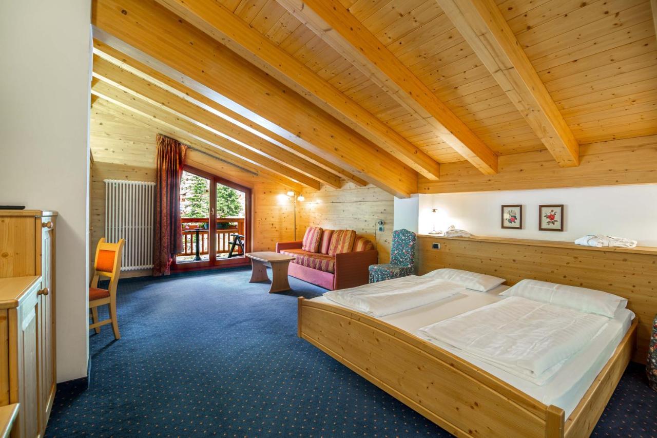 Hotel Salvan カンピテッロ・ディ・ファッサ エクステリア 写真